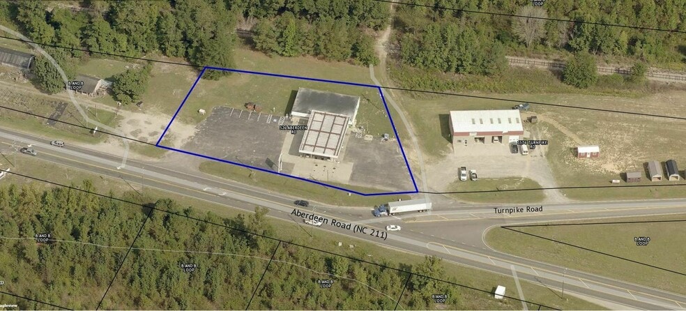 526 Aberdeen Rd, Raeford, NC for sale - Building Photo - Image 2 of 17
