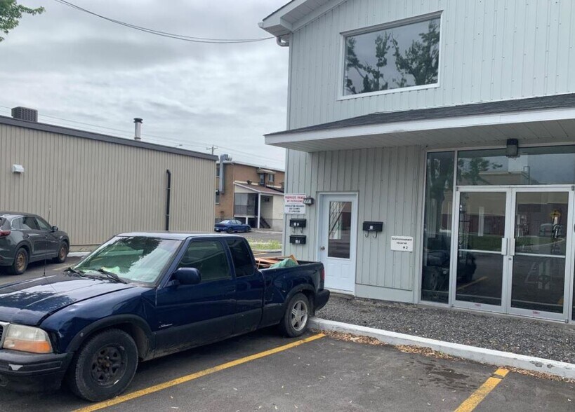 18 Av Besner, Vaudreuildorion, QC J7V 2W7