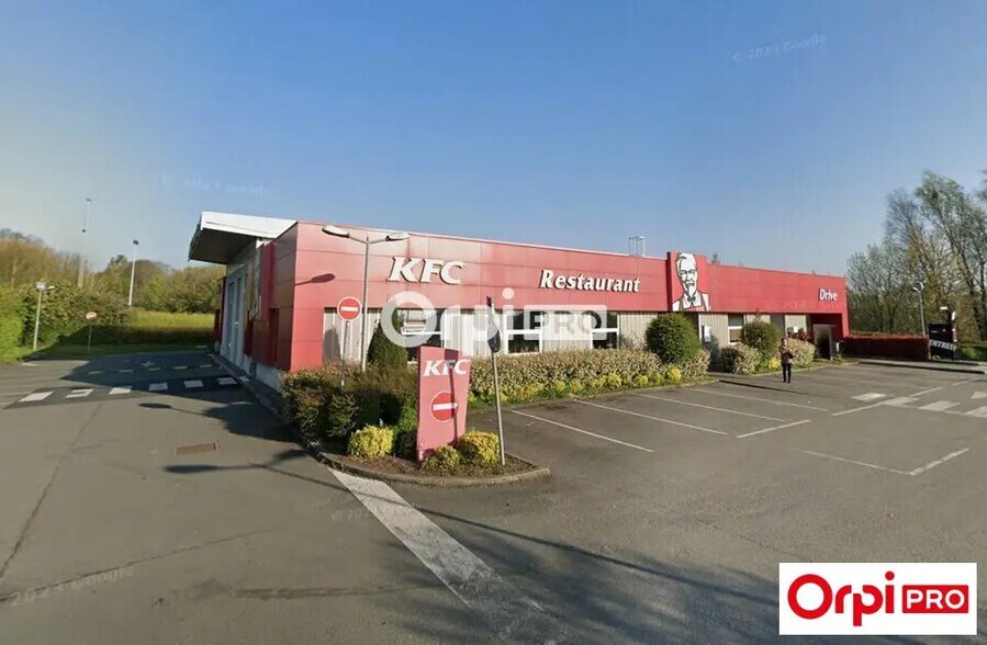 Retail in Ennetières-en-Weppes for lease - Building Photo - Image 1 of 3
