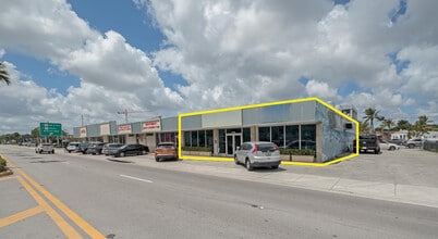 12900-12950 W Dixie Hwy, North Miami, FL for lease Interior Photo- Image 1 of 15