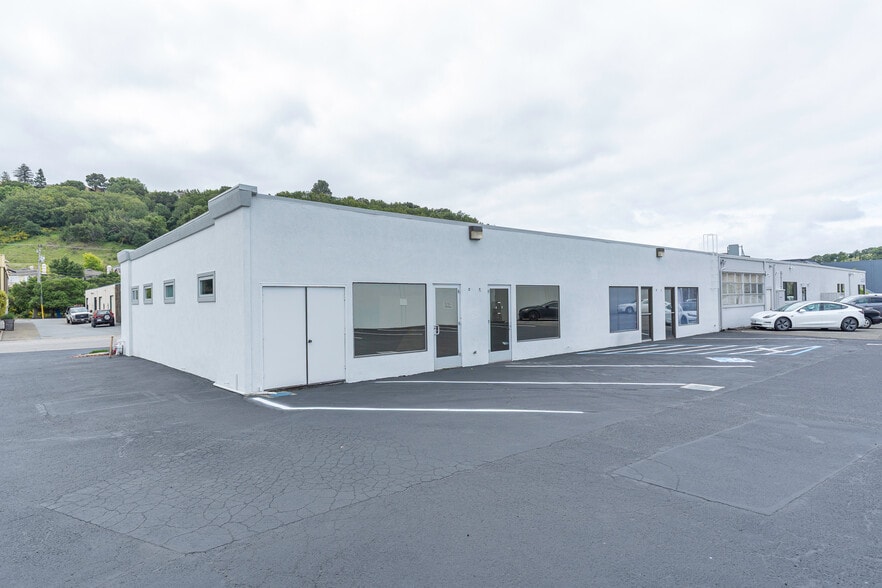 54 Mark Dr, San Rafael, CA for sale - Building Photo - Image 3 of 9