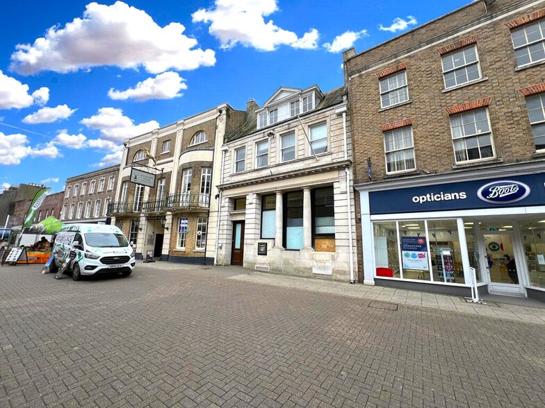 15 Cornhill, Dorchester for sale - Building Photo - Image 2 of 11