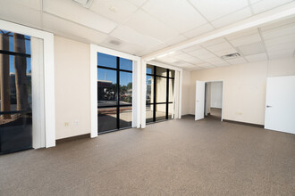 3085 E Flamingo Rd, Las Vegas, NV for lease Interior Photo- Image 2 of 5