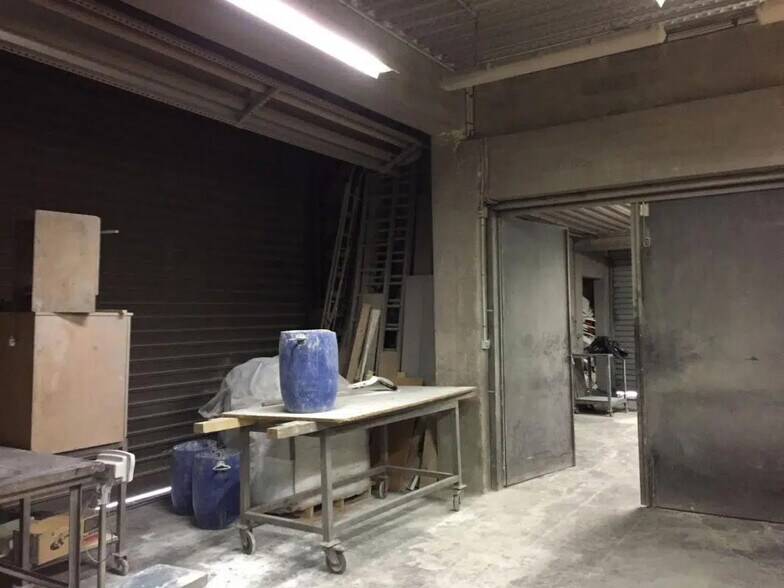 Flex in Ivry-sur-Seine for sale - Interior Photo - Image 1 of 4