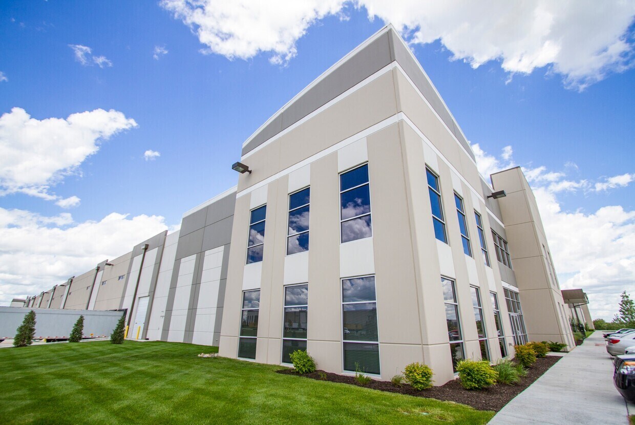 7101 S Cooper St, Arlington, TX for lease Building Photo- Image 1 of 5