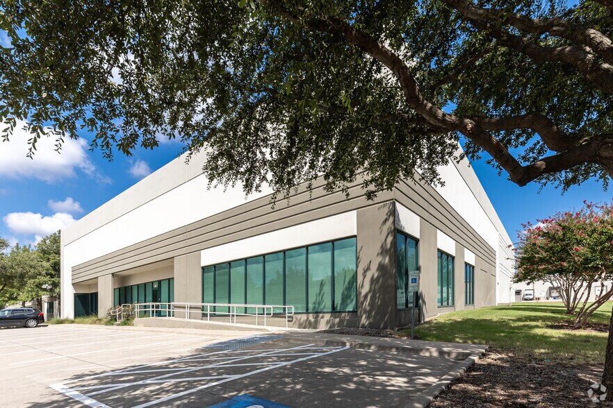 920 Minters Chapel Rd, Grapevine, TX for sale - Primary Photo - Image 1 of 1