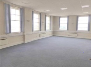 Railway Ter, Derby for lease Interior Photo- Image 2 of 4