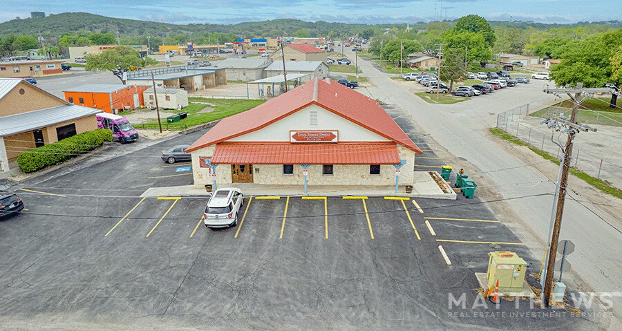 1314 Constantinople St, Castroville, TX for sale - Building Photo - Image 1 of 1