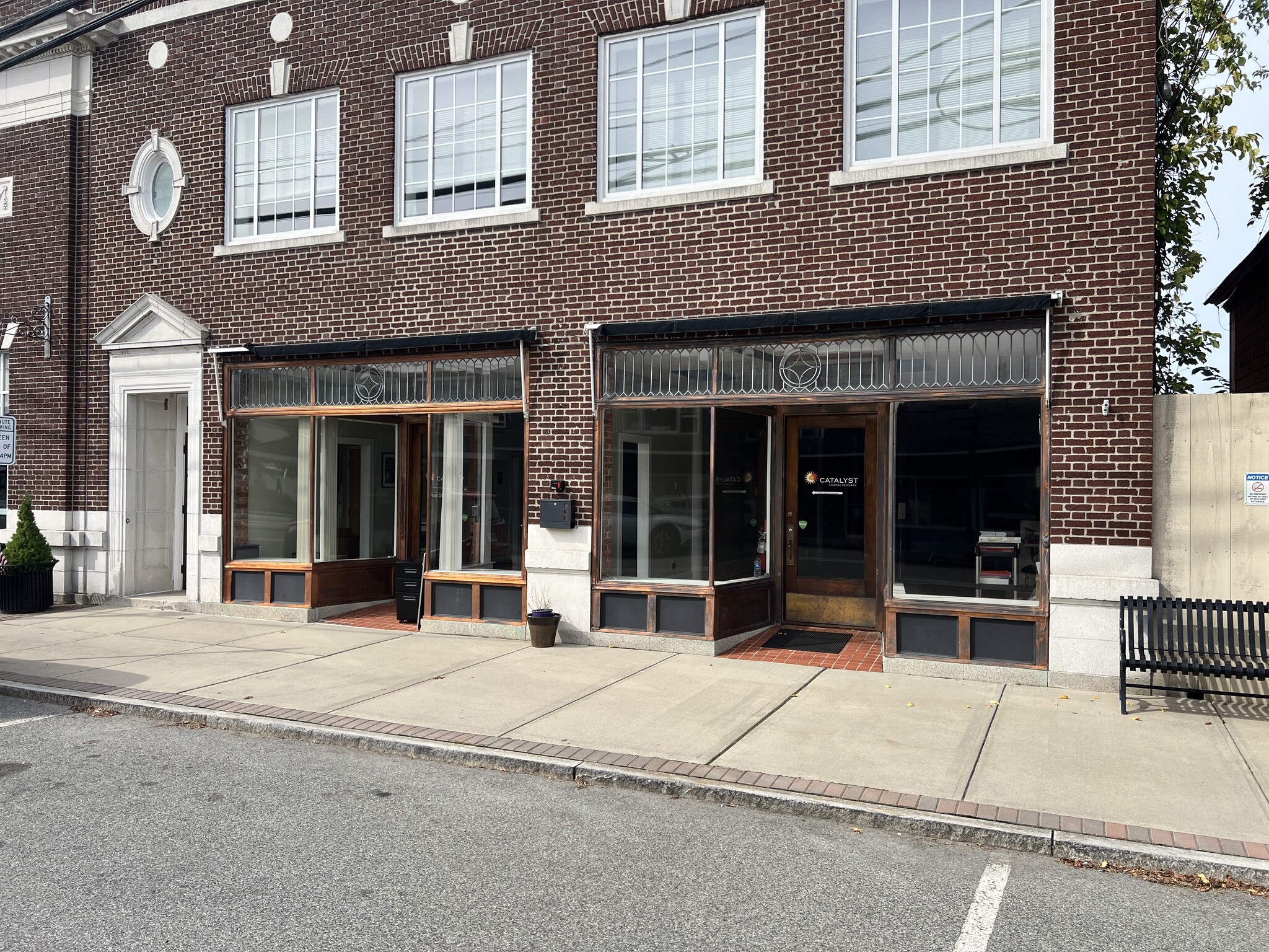 1 W Main St, Clinton, CT for lease Interior Photo- Image 1 of 3