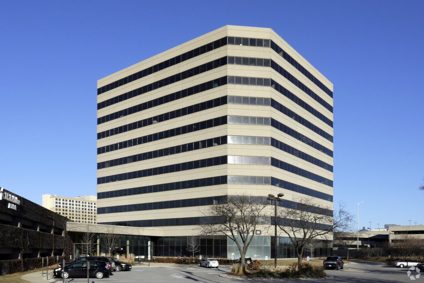 8410 W Bryn Mawr Ave, Chicago, IL 60631 84108430 Bryn Mawr Ave