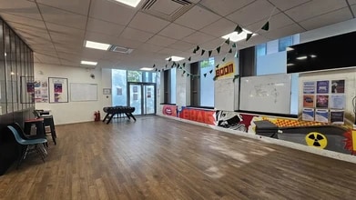 Office in Montreuil for lease Interior Photo- Image 2 of 9