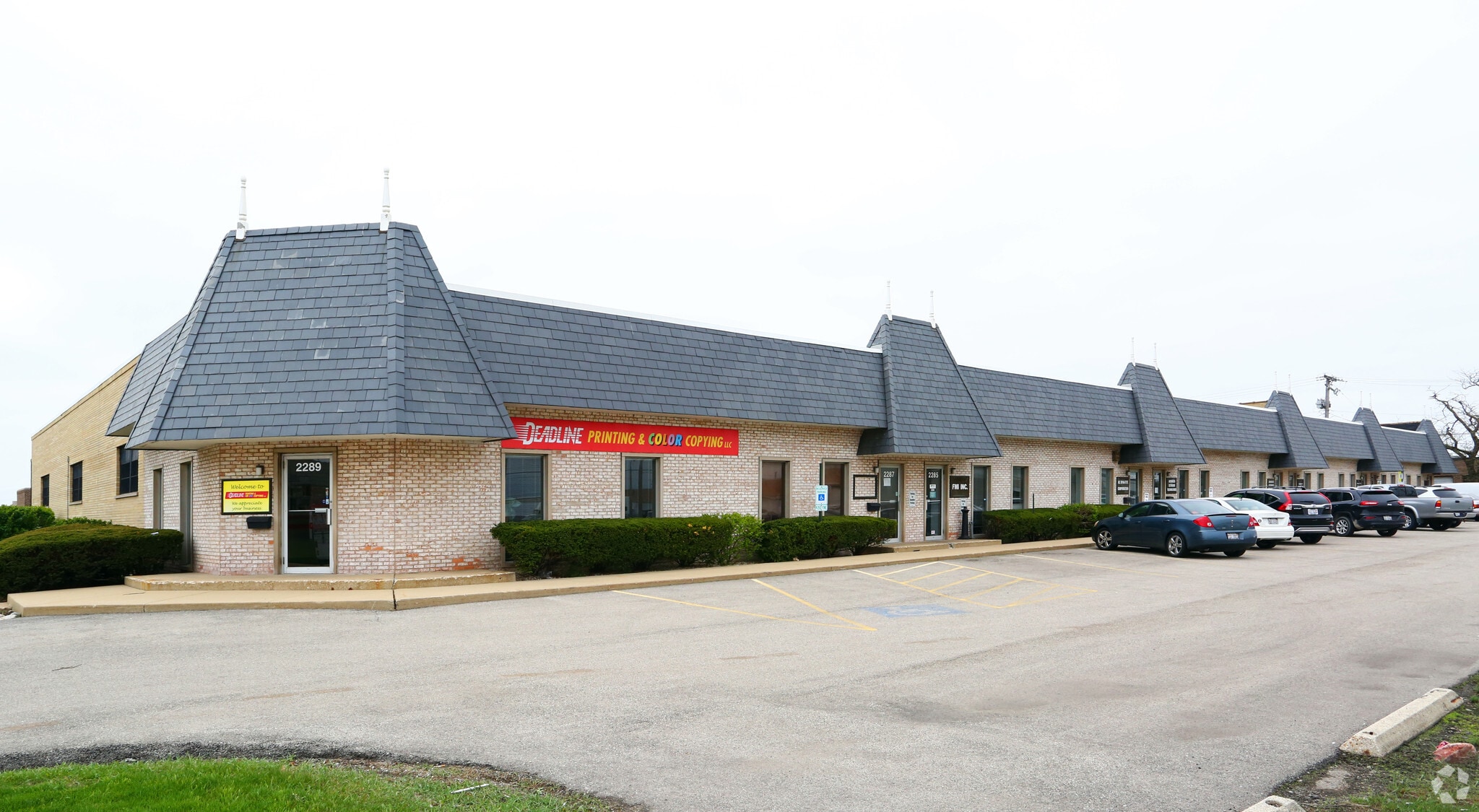 2271-2289 Devon Ave, Elk Grove Village, IL for lease Building Photo- Image 1 of 6