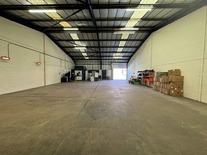 Vulcan Pl, Worksop for lease - Building Photo - Image 2 of 3