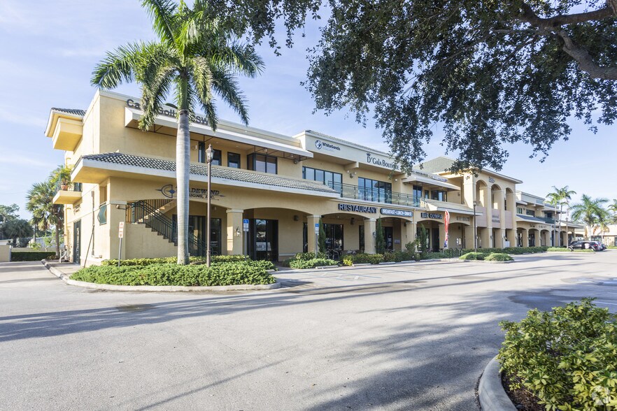 2800 Davis Blvd, Naples, FL, 34104 Office/Residential Property For