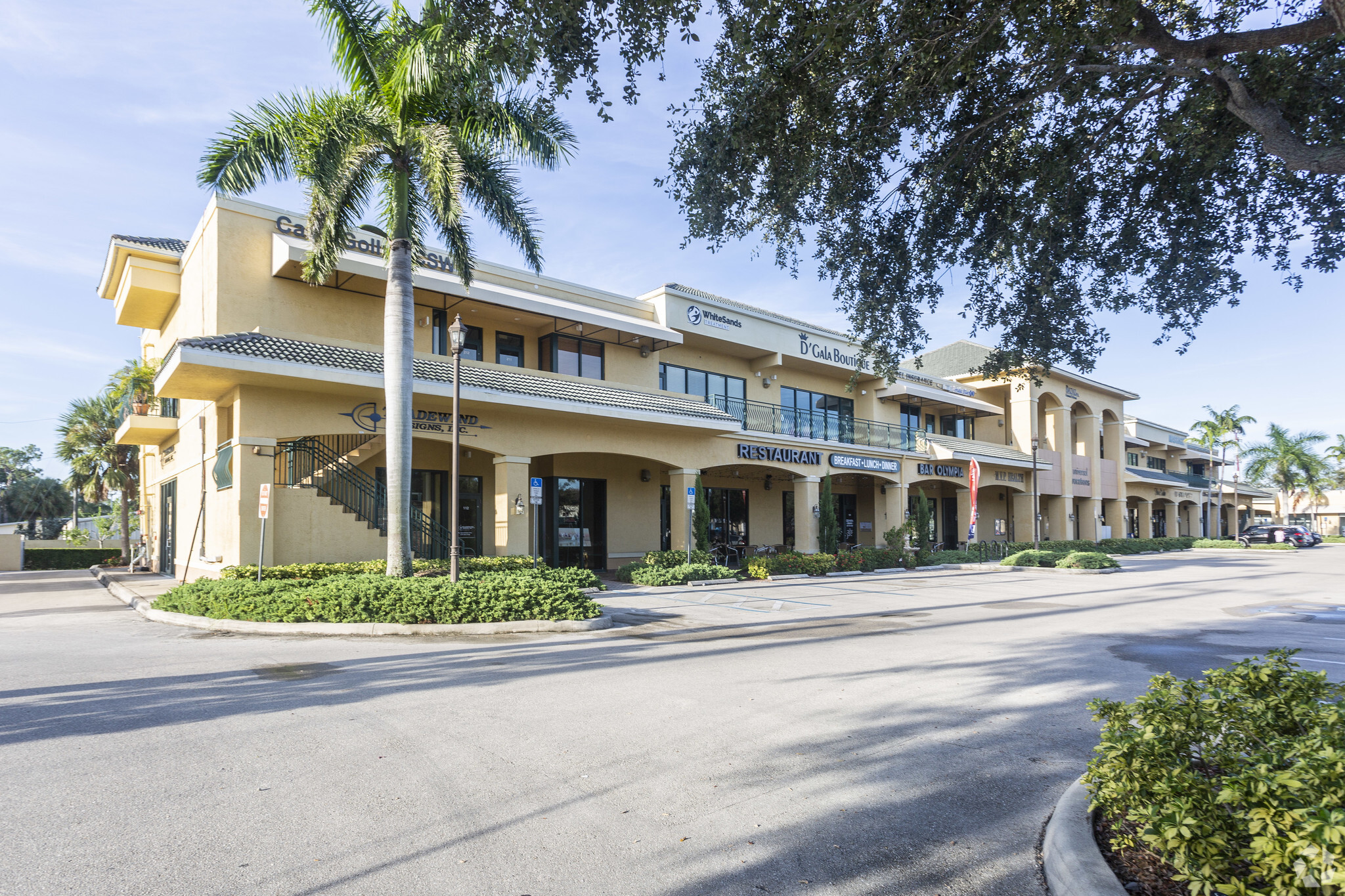 2800 Davis Blvd, Naples, FL 34104 | LoopNet