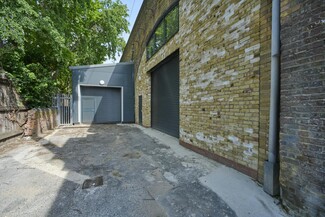 More details for Castle Mews, London - Industrial for Lease