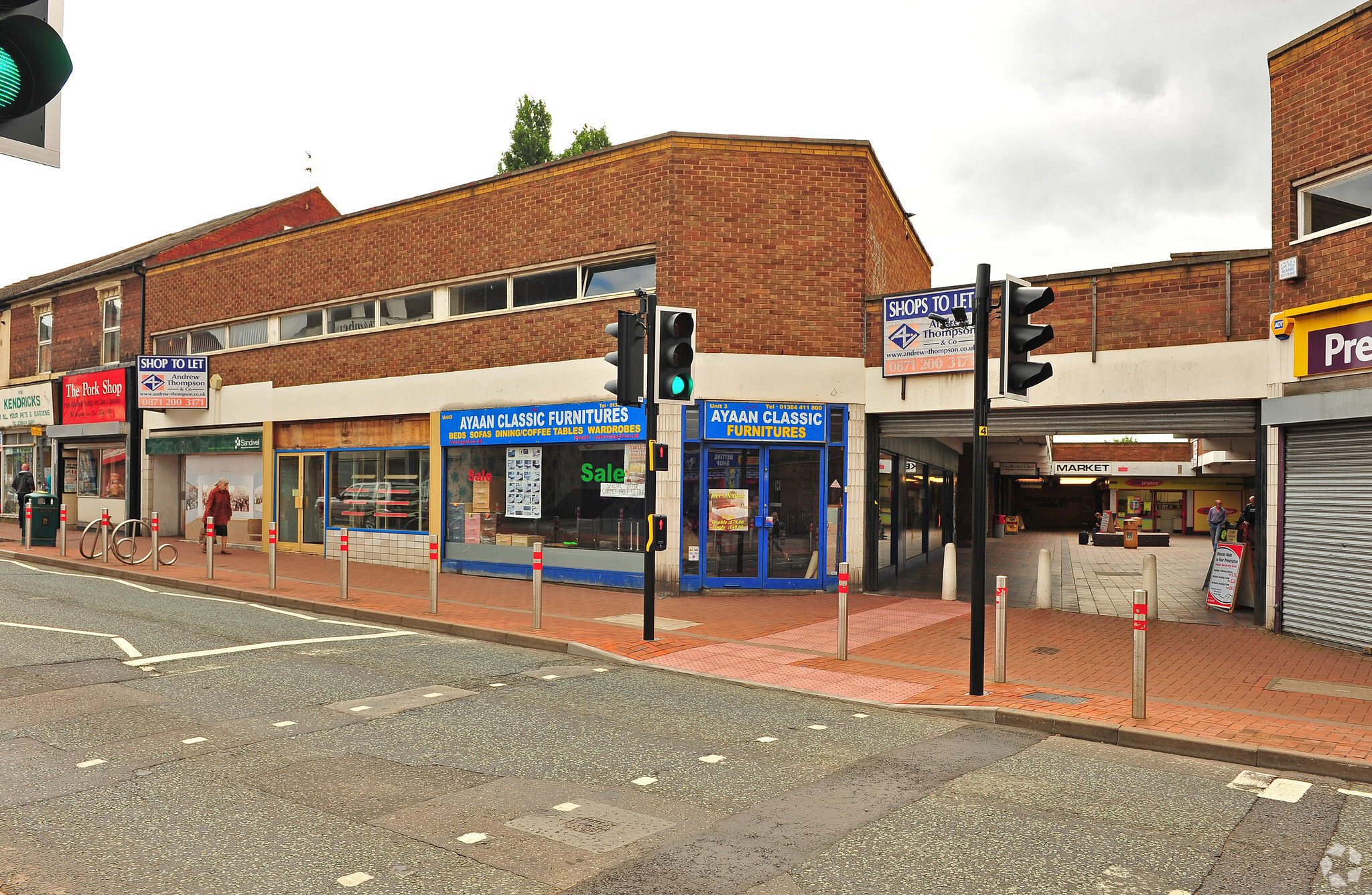 High St, Cradley Heath for sale Primary Photo- Image 1 of 1