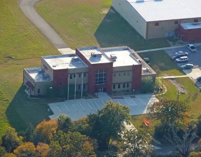 6753 Mumford Rd, Bryan, TX 77807