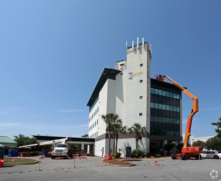 35008 Emerald Coast Pky Destin - 35008 Emerald Coast Pky Destin FL Primary Photo 2 Large 