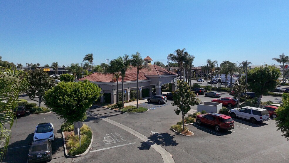 7810-7932 Norwalk Blvd, Whittier, CA for lease - Building Photo - Image 3 of 6