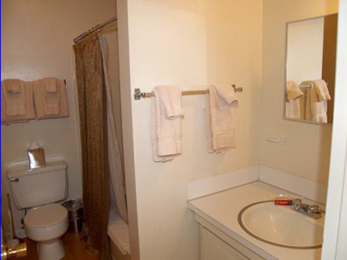 802806 British Woods Dr, Lenoir, NC 28645 British Woods