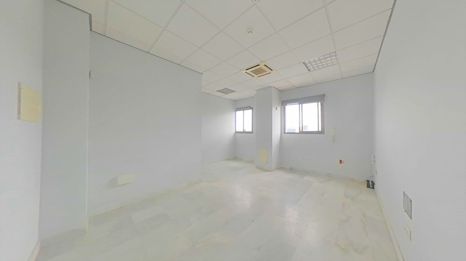 Mairena del Aljarafe, SEV 41927 -  -  - Interior Photo - Image 1 of 4