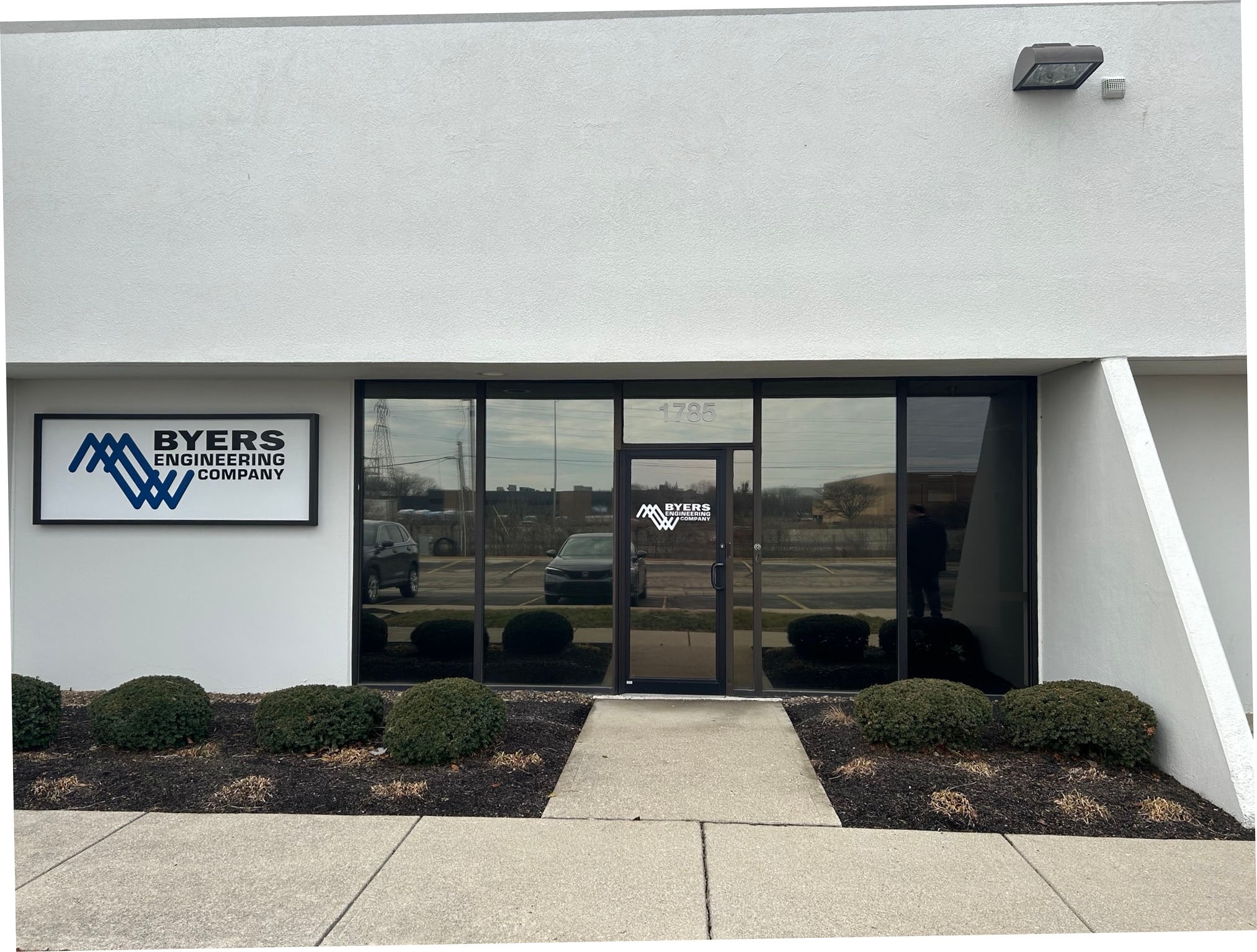 4350 Equity Dr, Columbus, OH for lease Building Photo- Image 1 of 11