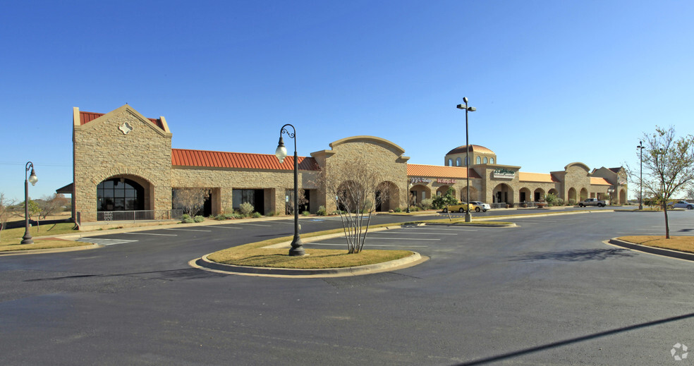 5401 Central Fwy, Wichita Falls, TX for lease - Building Photo - Image 2 of 2