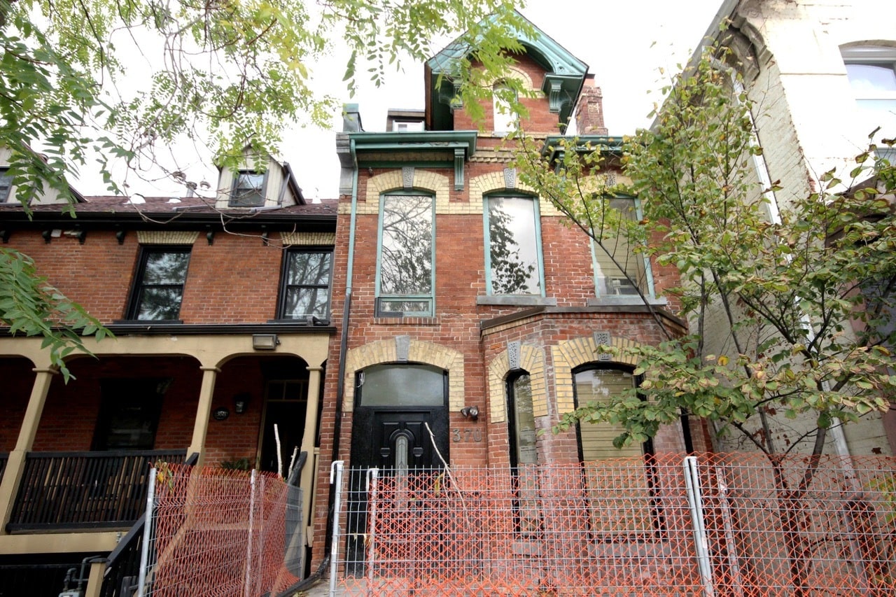 370 Dundas St, Toronto, ON for sale Primary Photo- Image 1 of 1