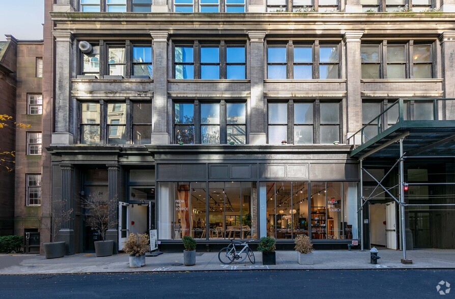 20 E 20th St, New York, NY for lease - Building Photo - Image 2 of 4