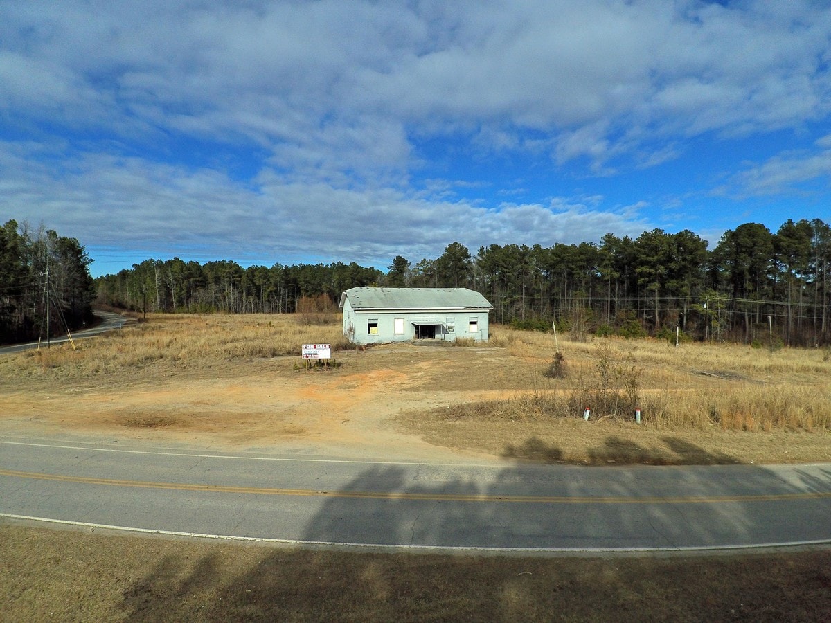 1552 Wateree Dam Rd, Ridgeway, SC 29130