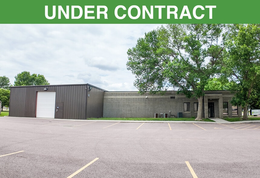 1609 W 1st St, Sioux Falls, SD for sale - Building Photo - Image 1 of 11