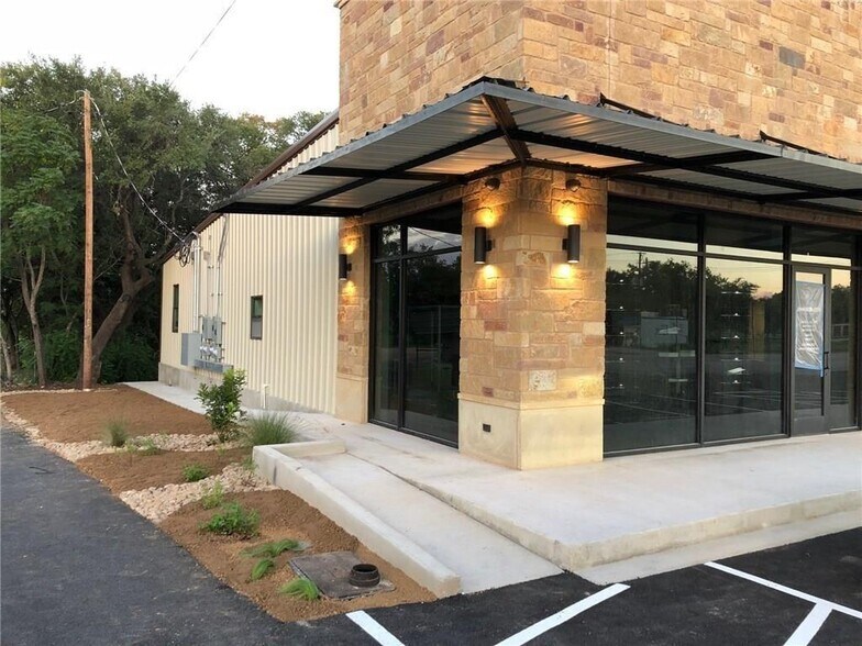 213 S US Hwy 281, Johnson City, TX for sale - Building Photo - Image 1 of 1