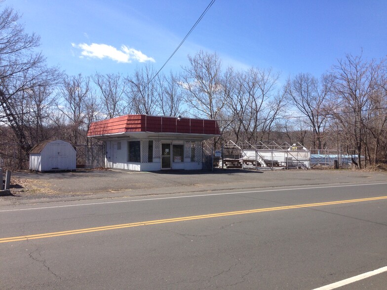 800 W Main St, New Britain, CT for sale - Building Photo - Image 1 of 1