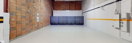830-840 Industrial Ave, Ottawa, ON for lease Interior Photo- Image 2 of 3