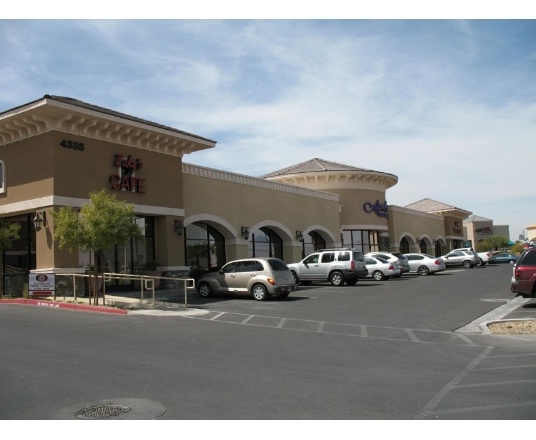 4335 N Rancho Dr, Las Vegas, NV for lease - Building Photo - Image 2 of 9