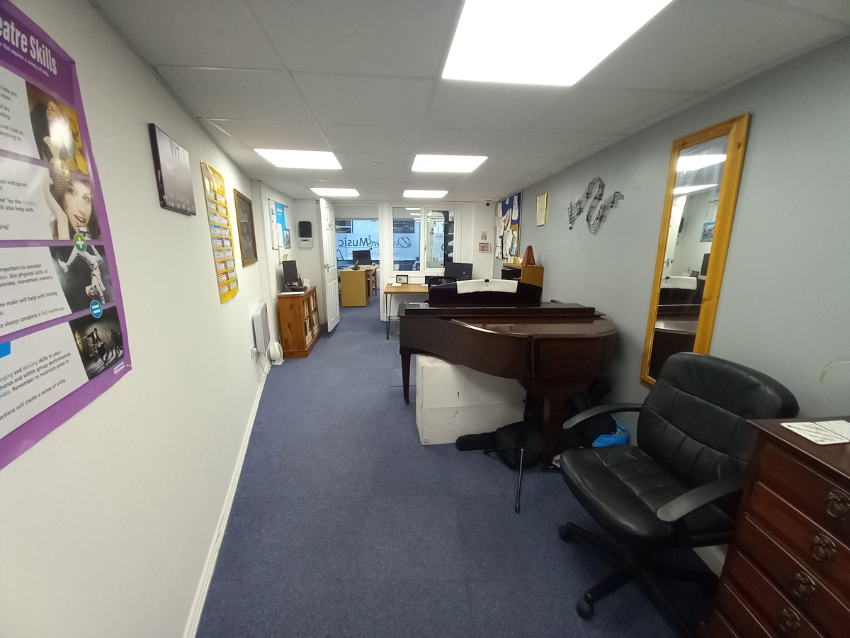 50A High St, Telford for lease Interior Photo- Image 1 of 4