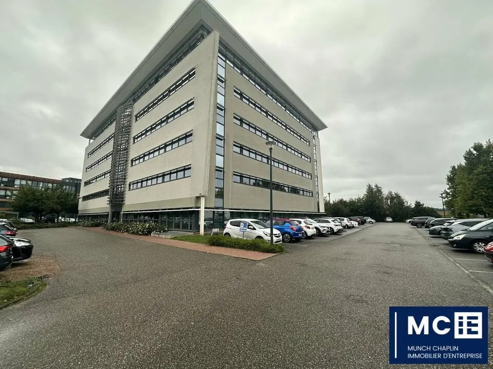 Office in Schiltigheim for lease Building Photo- Image 1 of 6