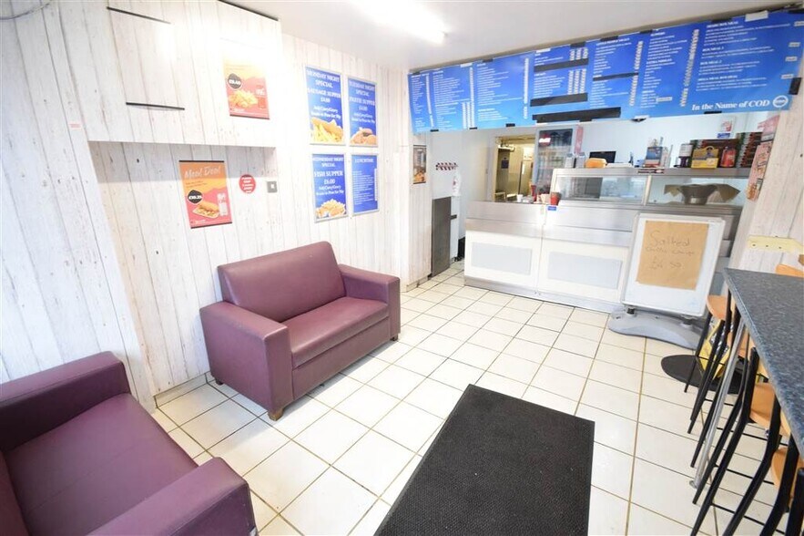 19 Clandeboye Rd, Bangor, CDN BT20 3LB Retail for Sale