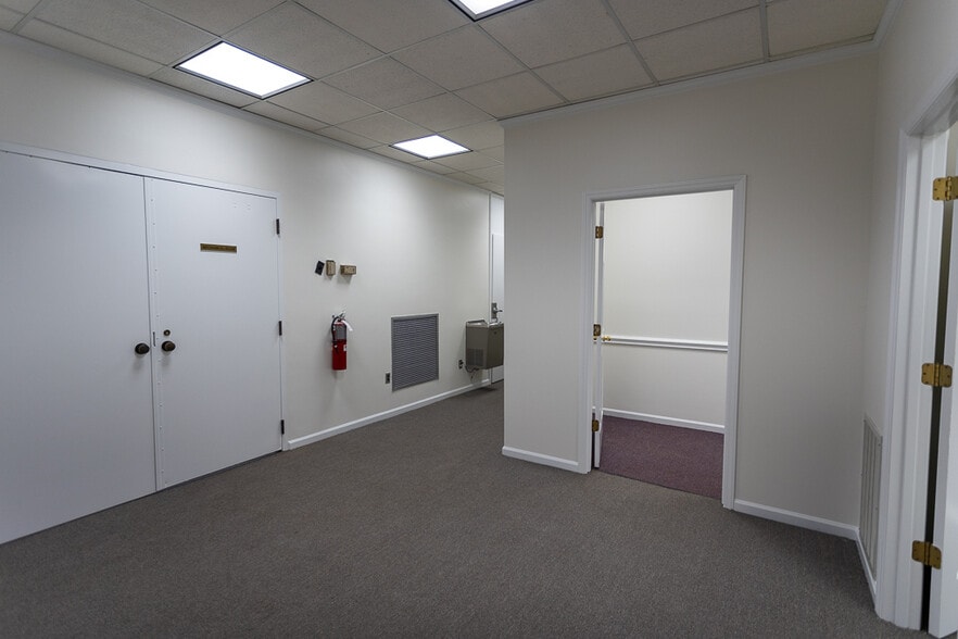 201 Market St. - Second Floor, Smithfield, NC for lease - Primary Photo - Image 1 of 13