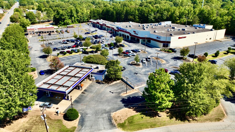 500 Old Greenville Hwy, Clemson, SC for lease - Building Photo - Image 3 of 21