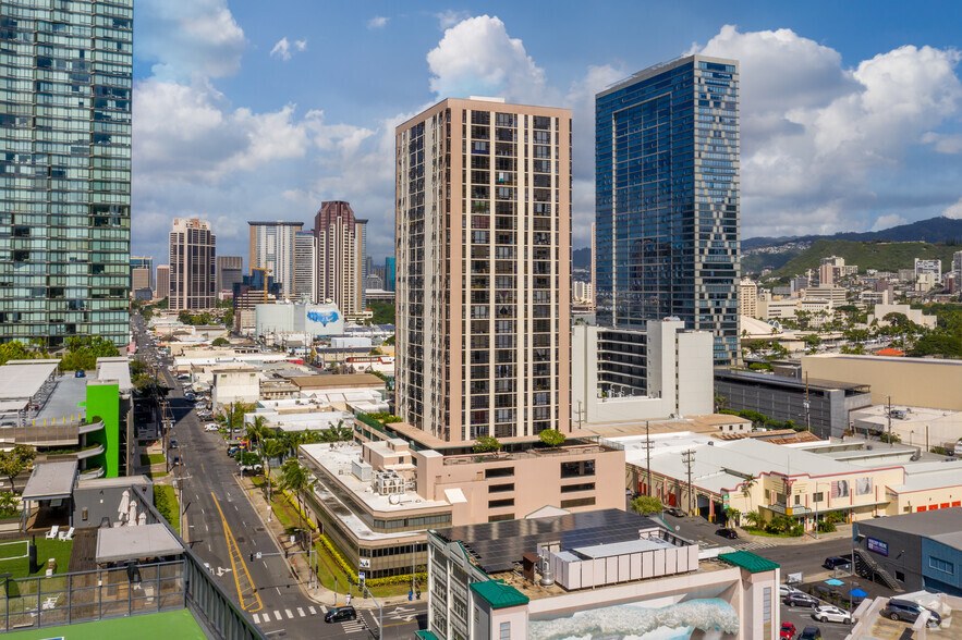 1050 Queen St, Honolulu, HI for lease - Building Photo - Image 1 of 5