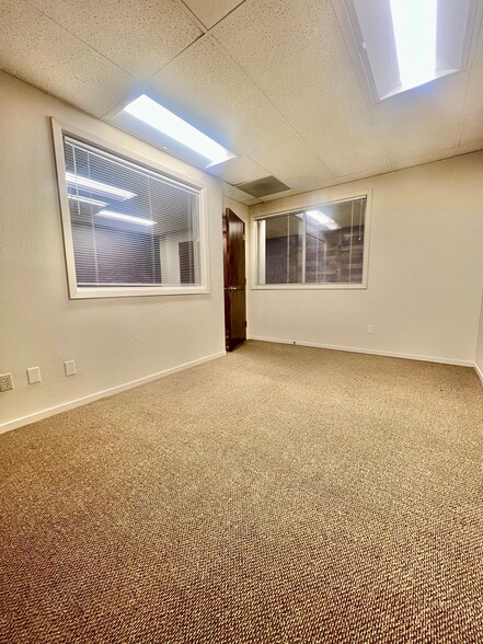 85 Keystone Ave, Reno, NV for lease - Interior Photo - Image 3 of 27