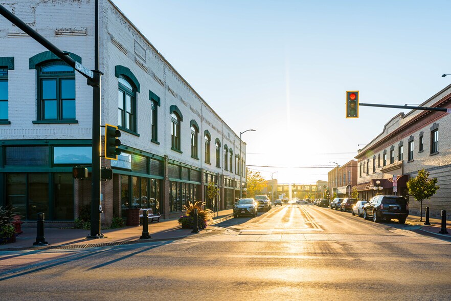 30-50 2nd St E, Kalispell, MT for sale - Building Photo - Image 1 of 1