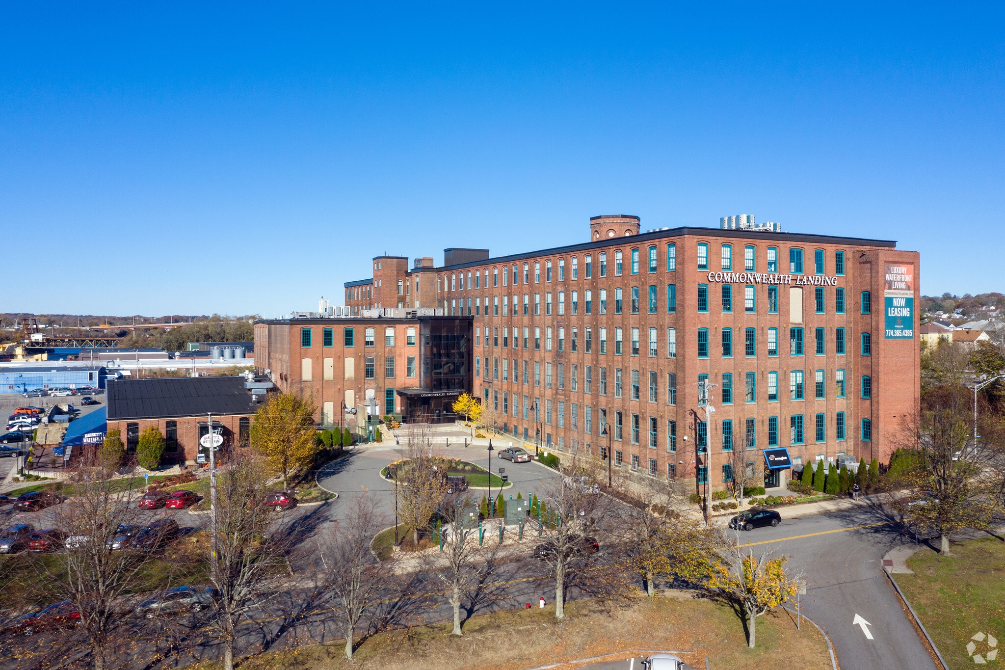 1082 Davol St, Fall River, MA for lease Primary Photo- Image 1 of 89