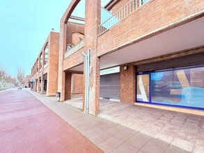 Retail in Igualada, Barcelona for lease Construction Photo- Image 2 of 10
