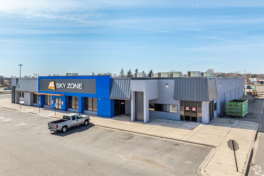 398 Northtown Dr, Blaine, MN 55434 Northtown Mall