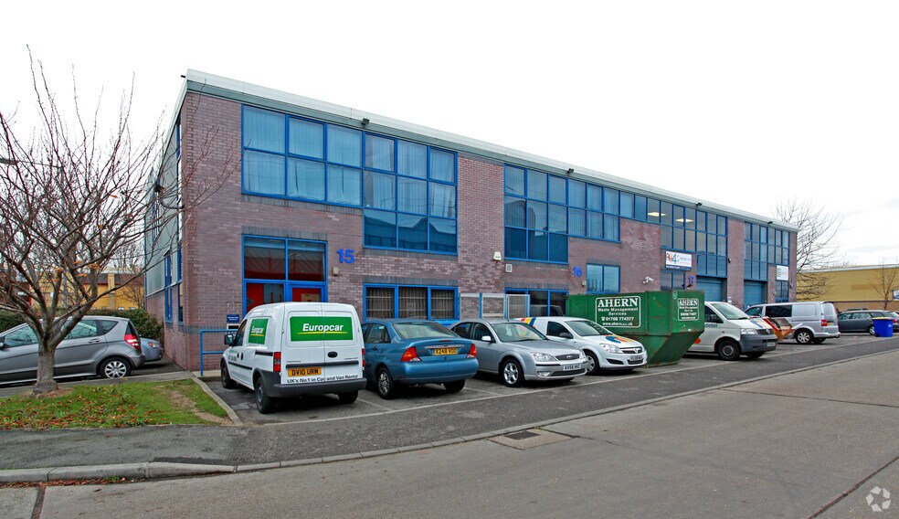 Edison Rd, Enfield, EN3 7XF