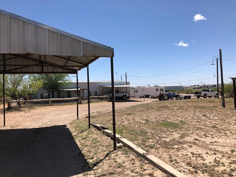 2600 Loop Rd, Monahans, TX 79756