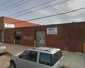 8-12 Preston Ct, Brooklyn, NY for lease Building Photo- Image 1 of 3